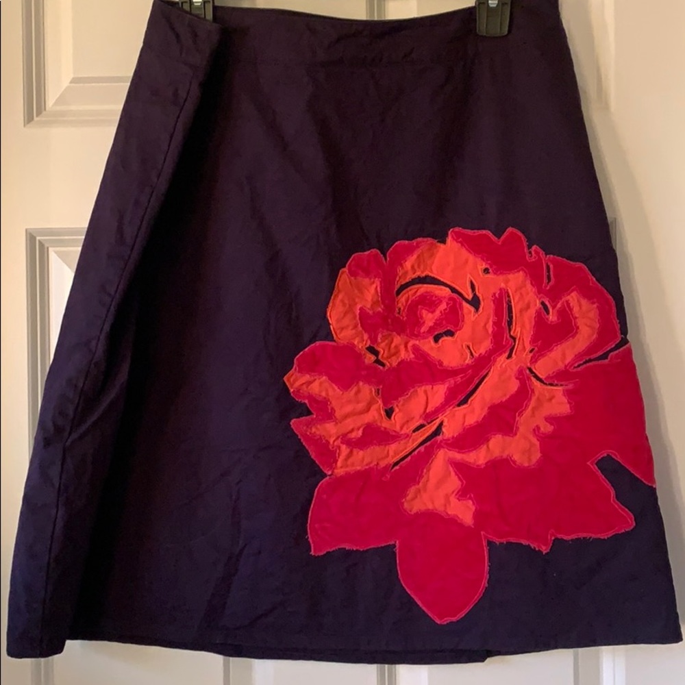 Boden deep Navy skirt with Floral appliqué